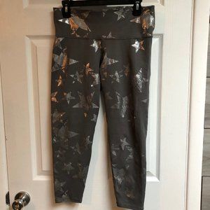 Aerie Cropped Grey Star Leggings Size L